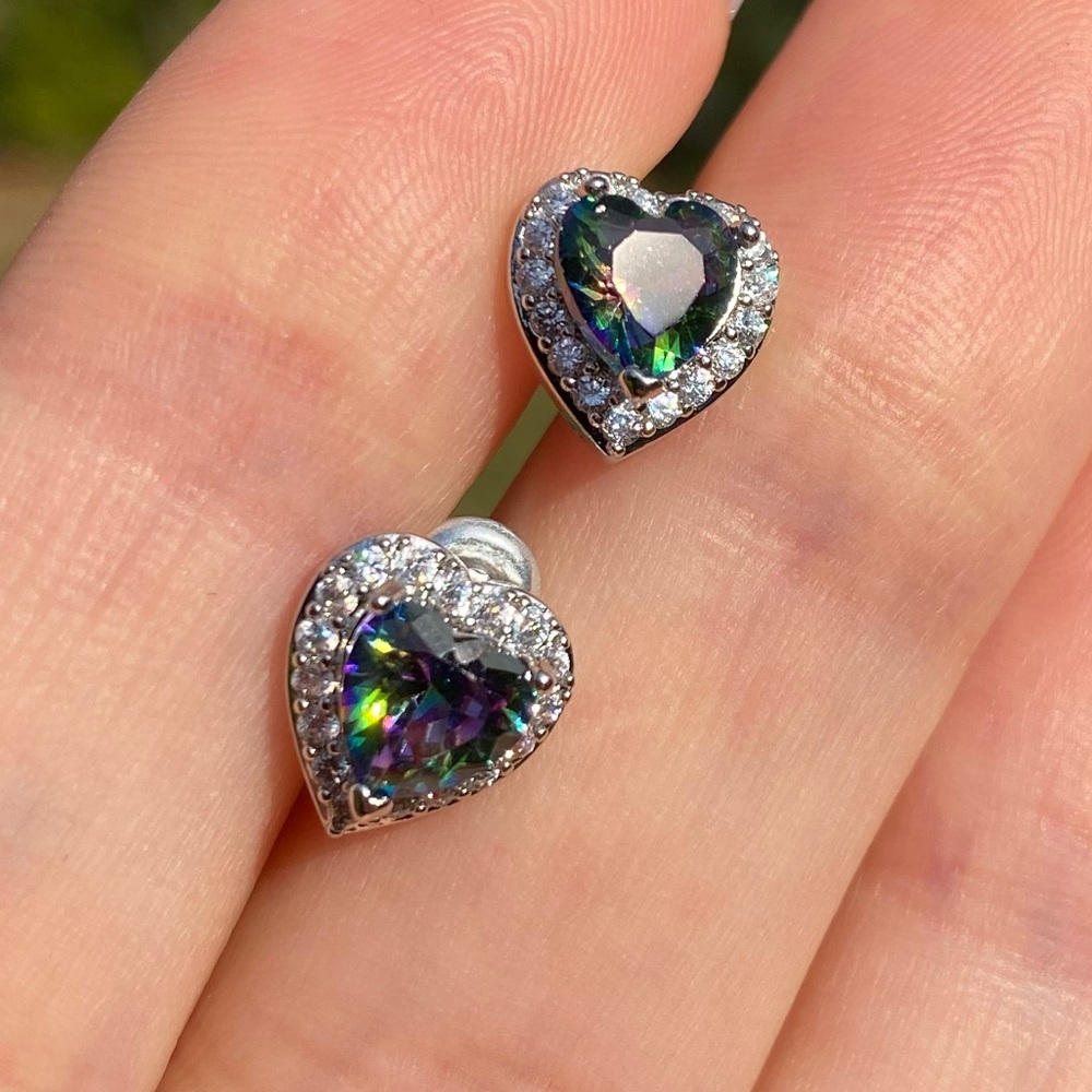 NEW 925 Sterling Silver ❤️ Heart Earrings - Picture 3 of 3